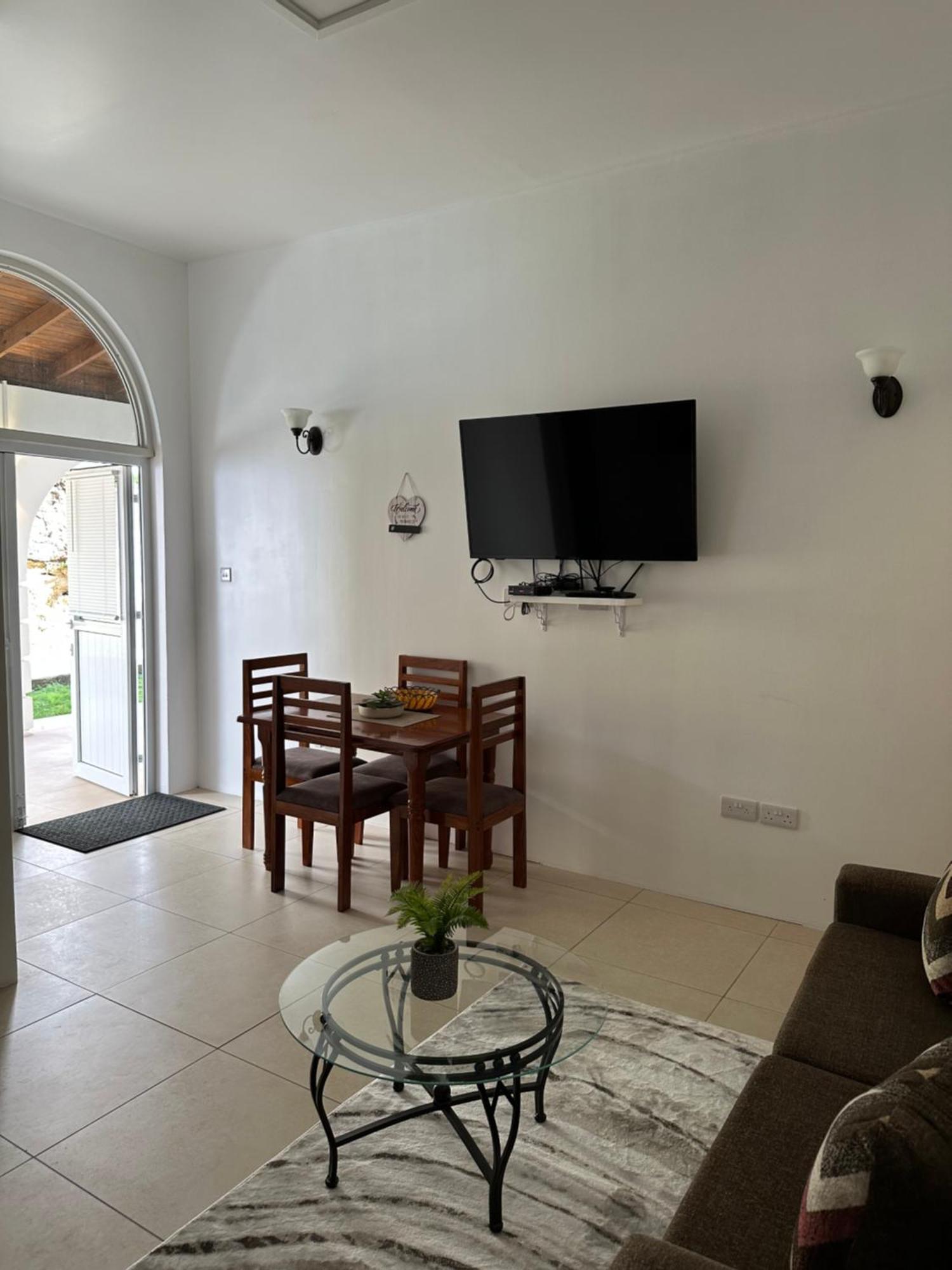 Eldorado Guesthouse & Car Rental Ροζό Εξωτερικό φωτογραφία