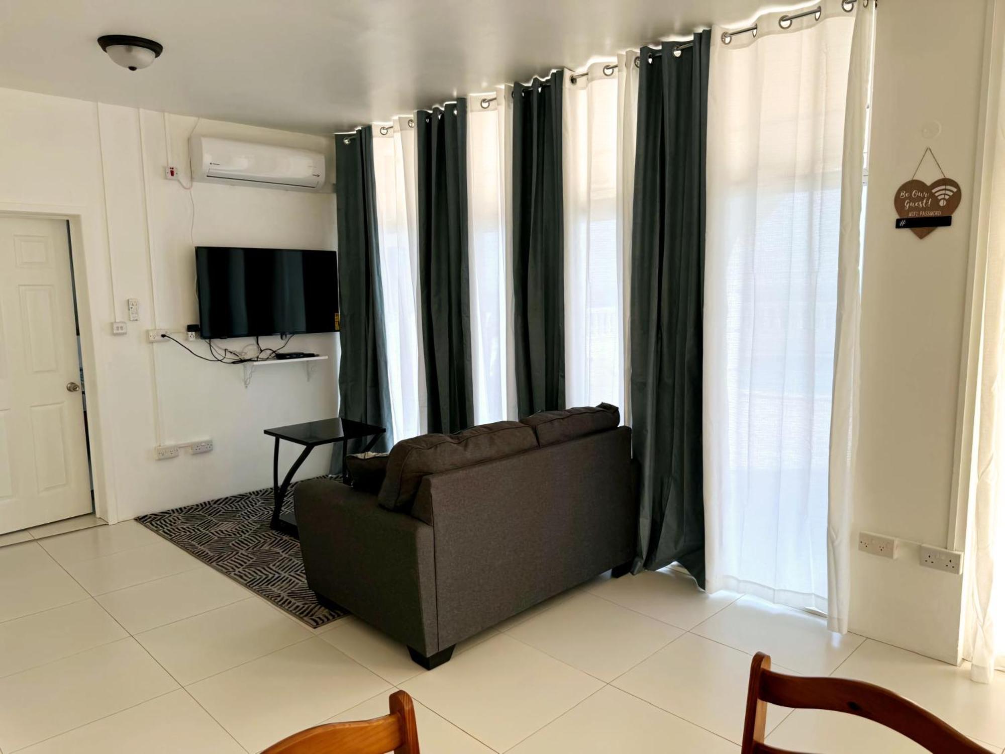 Eldorado Guesthouse & Car Rental Ροζό Δωμάτιο φωτογραφία