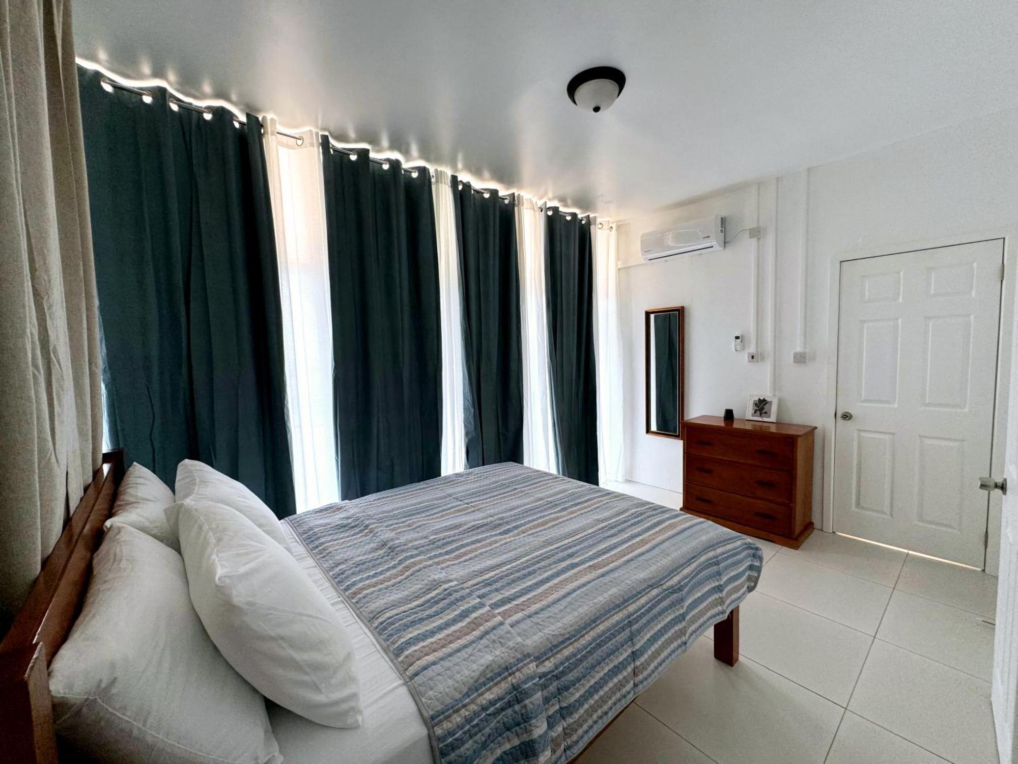 Eldorado Guesthouse & Car Rental Ροζό Δωμάτιο φωτογραφία